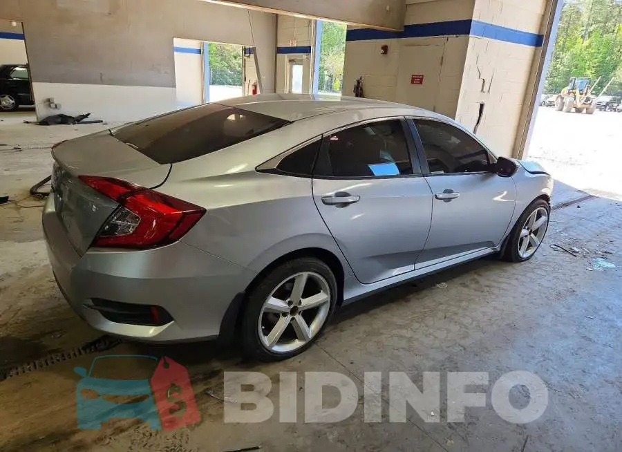 19XFC2F53HE215178 Photo# 3