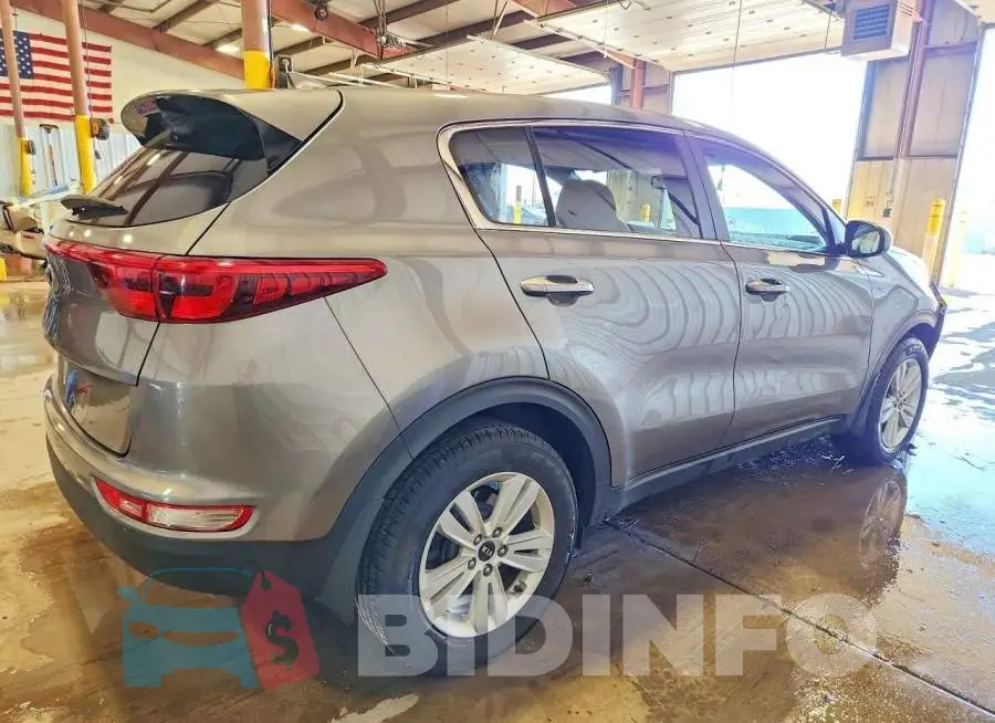 KNDPM3AC2K7495700 Photo# 3