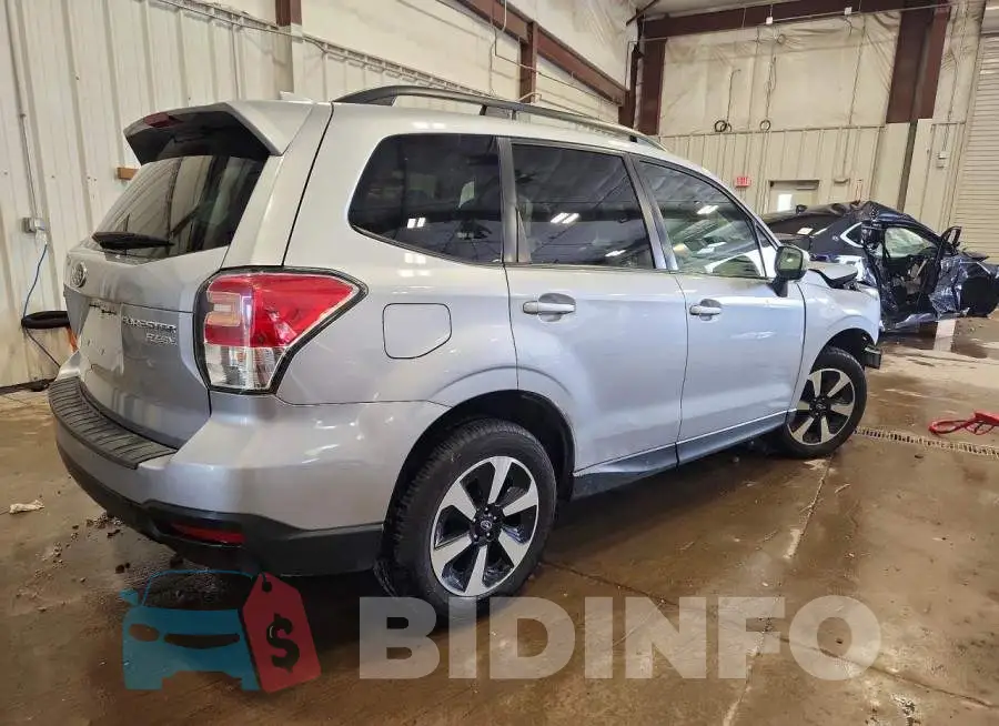 JF2SJAEC6HH478243 Photo# 3