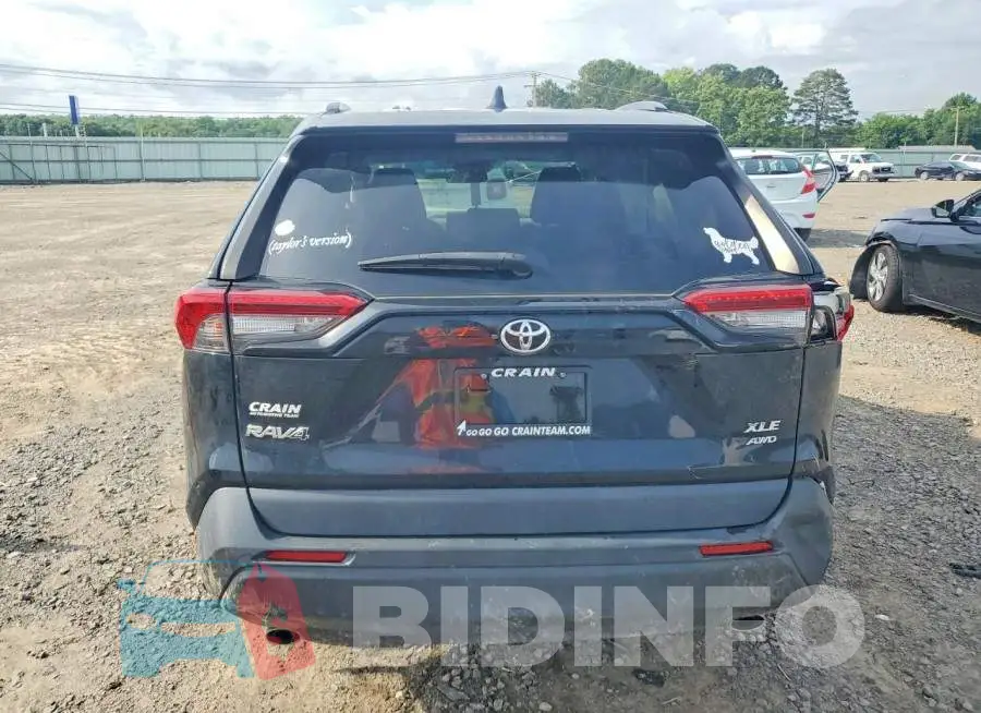 2T3P1RFV3MW215585 Photo# 6
