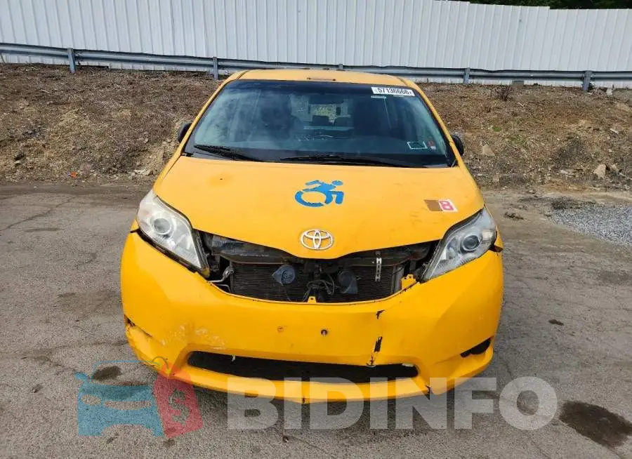 5TDZZ3DC1HS859903 Photo# 5