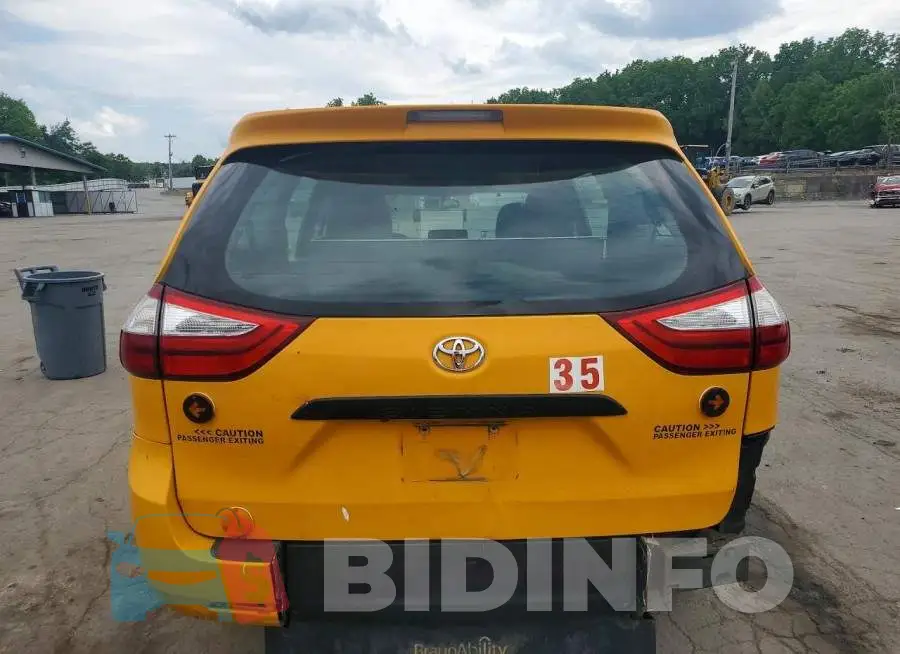 5TDZZ3DC2HS858730 Photo# 6