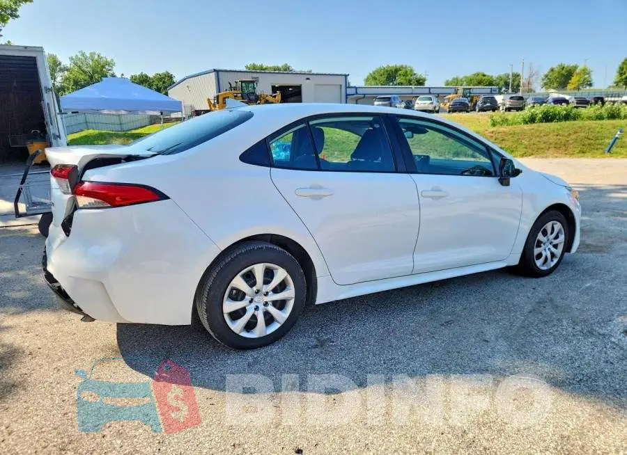 5YFB4MDE2RP156876 Photo# 3