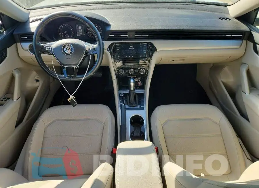1VWSA7A31LC025688 Photo# 8