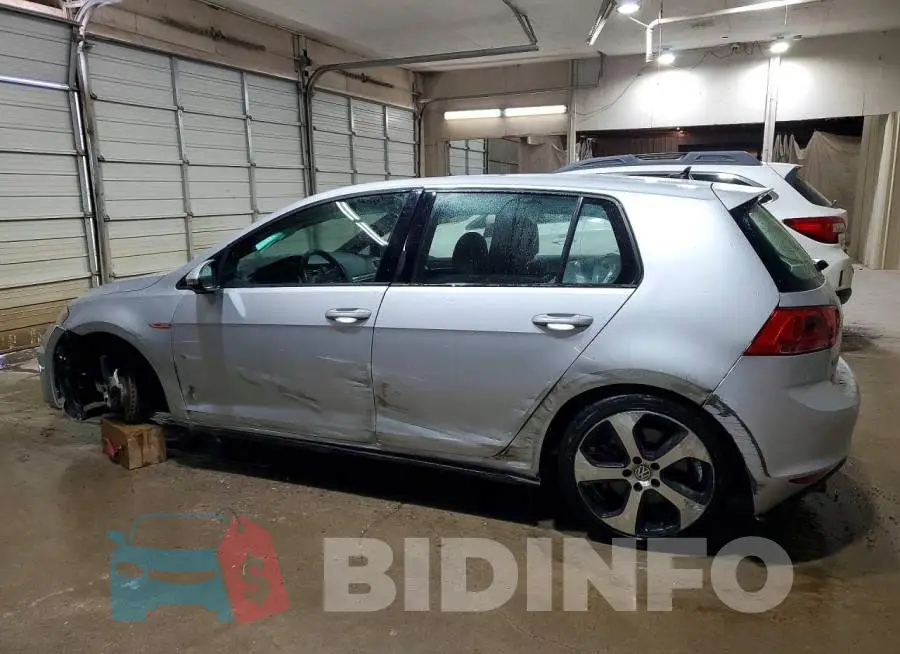 3VW447AU4HM052043 Photo# 2