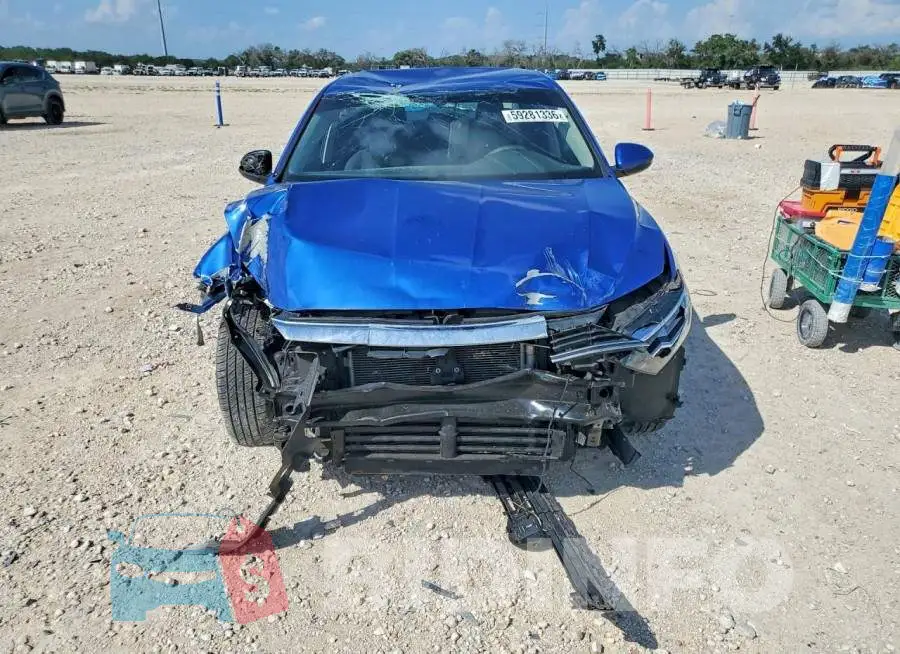 3VW5M7BU8PM028877 Photo# 5