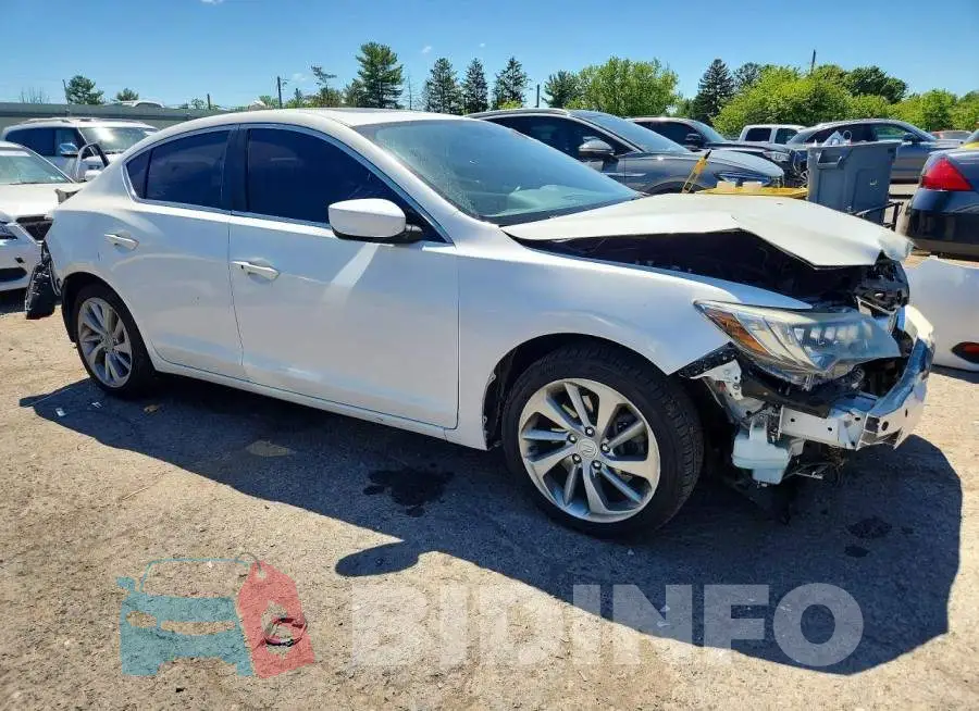19UDE2F37JA007198 Photo# 4
