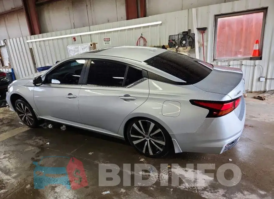1N4BL4CV6KC225402 Photo# 2