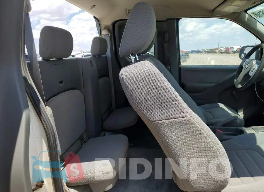 1N6BD0CT1JN755064 Photo# 10