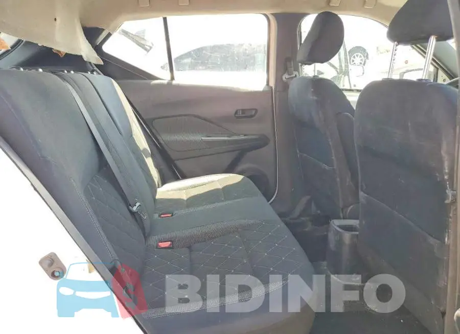 3N1CP5CU2JL530000 Photo# 10