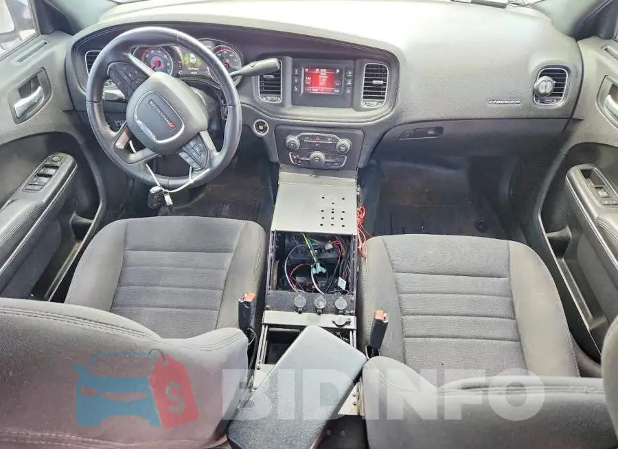 2C3CDXATXHH544083 Photo# 8