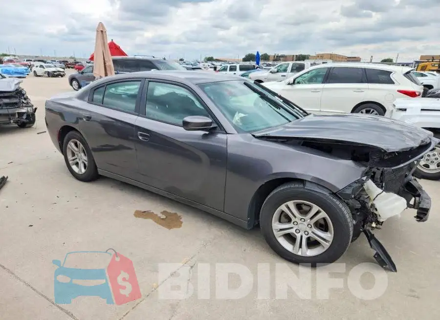 2C3CDXBGXKH572863 Photo# 4