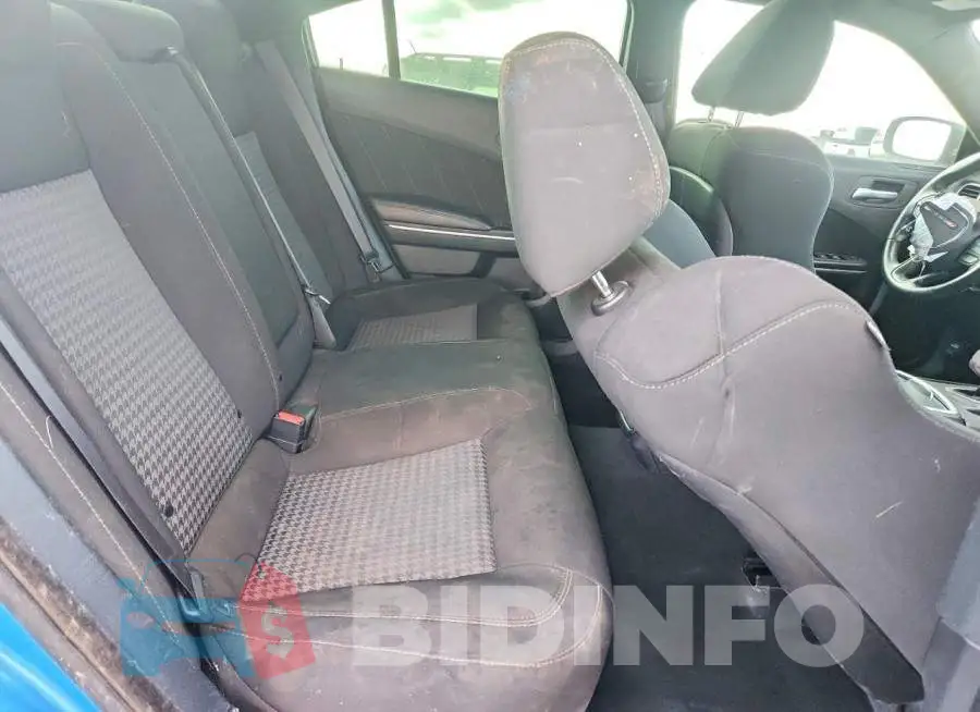 2C3CDXHG4PH598812 Photo# 10