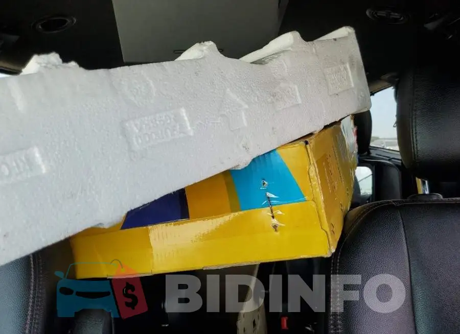 2C4RDGEG4HR629983 Photo# 10