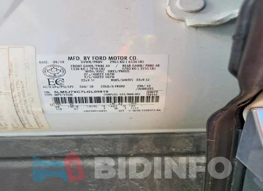 5LM5J7XC7LGL09819 Photo# 13