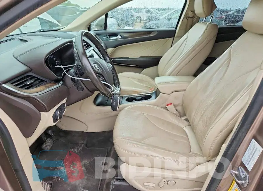5LMCJ3C97KUL15565 Photo# 7