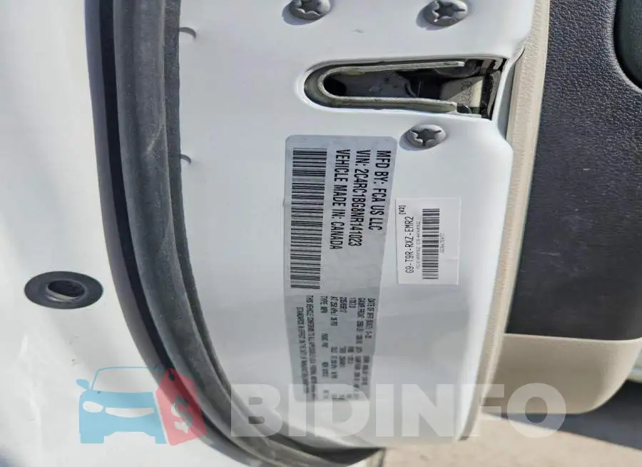 2C4RC1BG8NR141023 Photo# 13