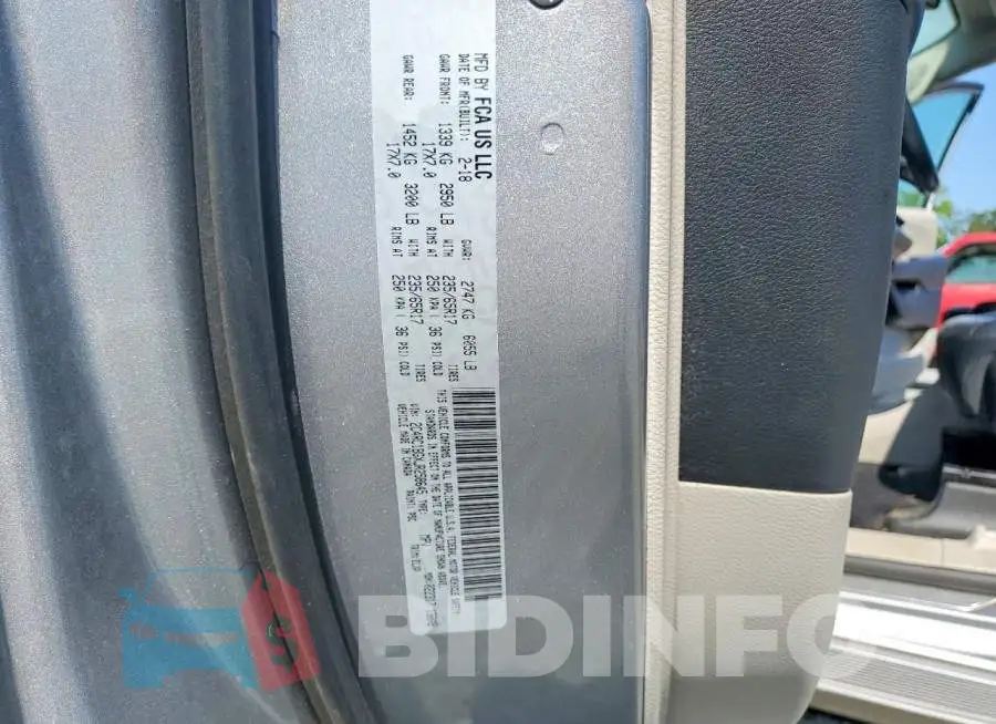 2C4RC1BGXJR258645 Photo# 14