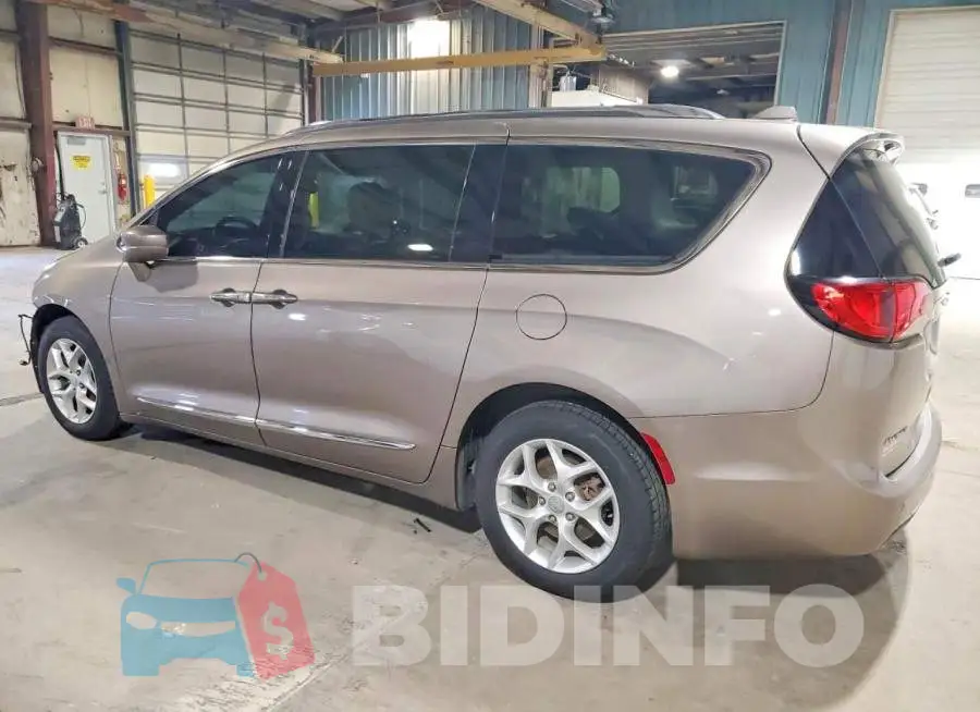 2C4RC1EG6HR585288 Photo# 2