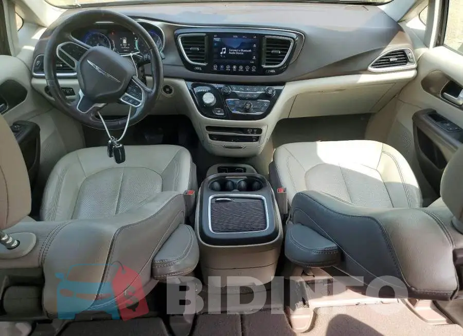 2C4RC1EG7JR114014 Photo# 8