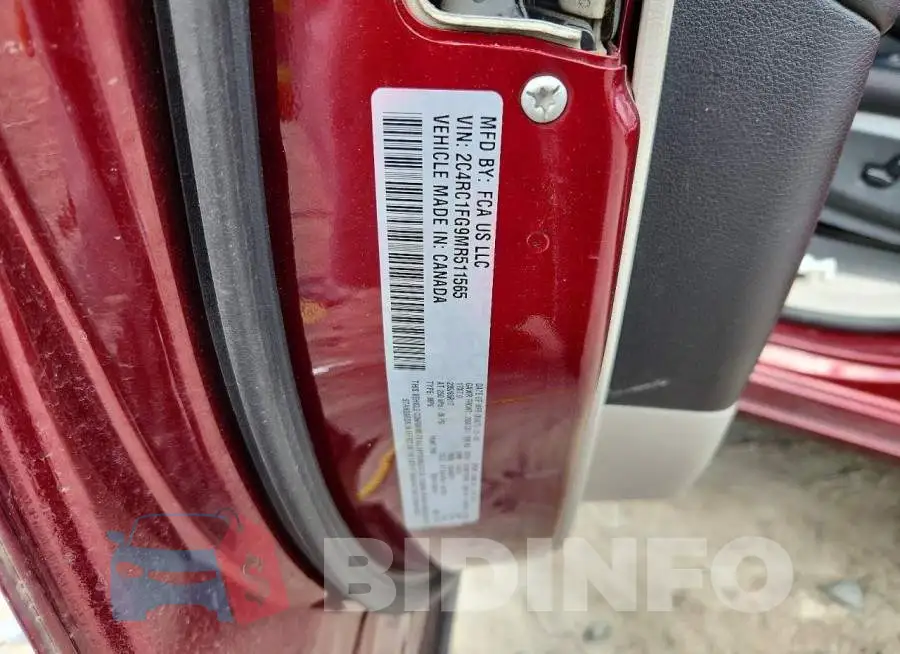 2C4RC1FG9MR511565 Photo# 13