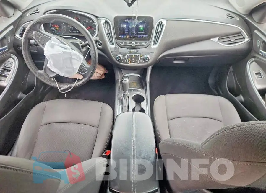 1G1ZD5ST7LF111137 Photo# 8