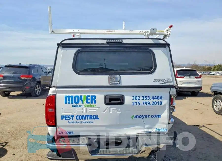 1GCHSBEA3M1154213 Photo# 6