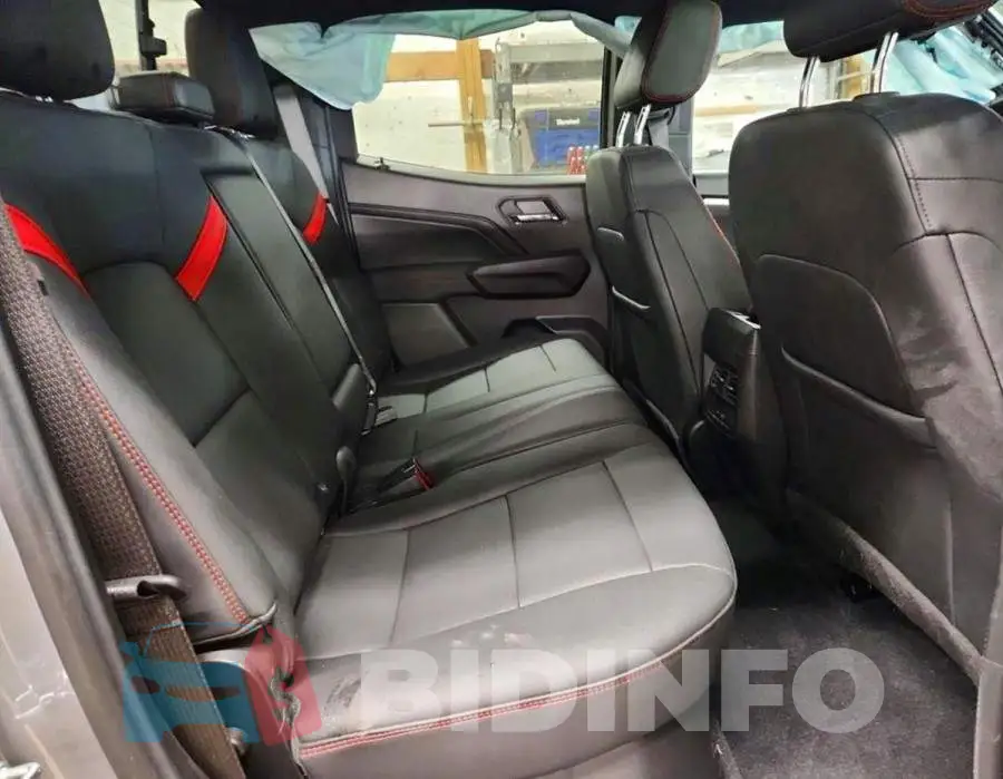 1GCPTDEK7R1300830 Photo# 10