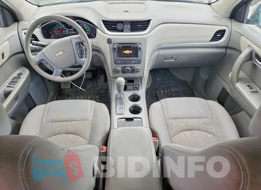 1GNKRFEDXHJ258861 Photo# 8