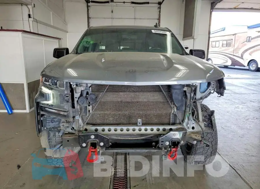 3GCPYFEL9MG223927 Photo# 5