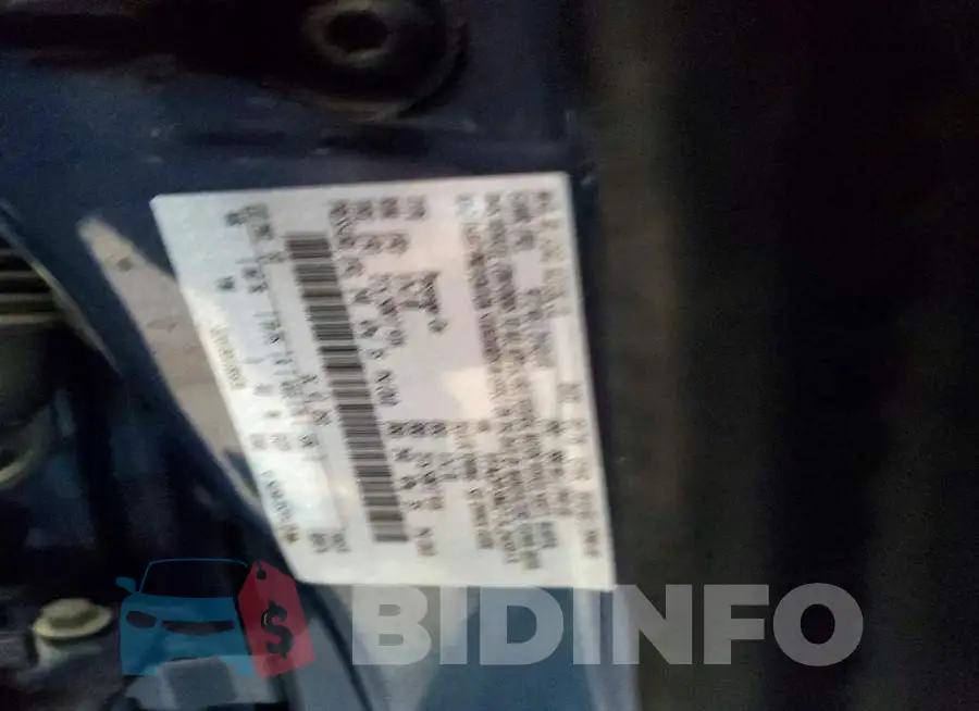 1FADP3M27JL245913 Photo# 12