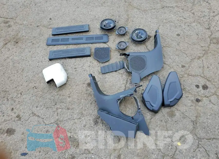 1FMDE5BH6PLC00906 Photo# 13