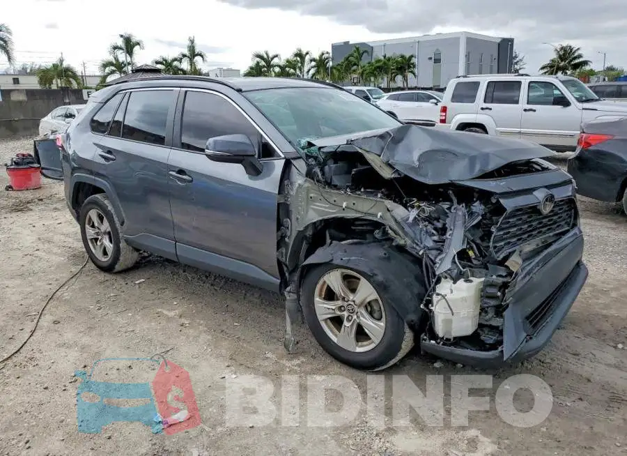 2T3W1RFV7MC137633 Photo# 4