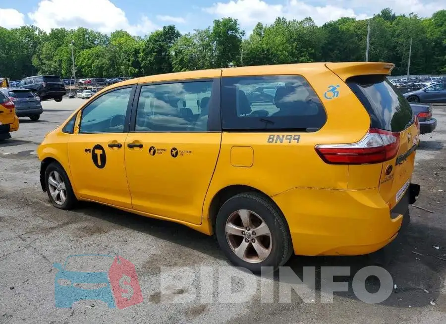 5TDZZ3DC5HS841176 Photo# 2
