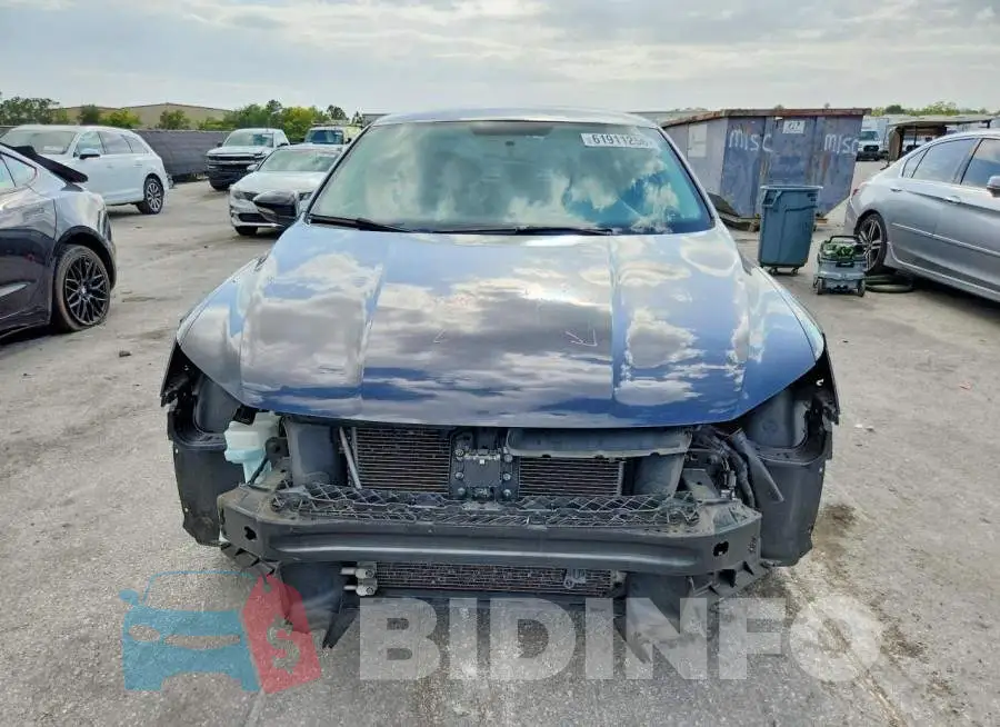 1VWDT7A36HC067493 Photo# 5