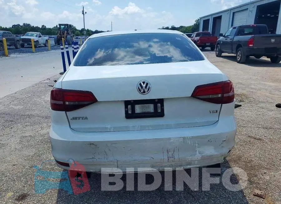 3VW2B7AJ9HM327134 Photo# 6