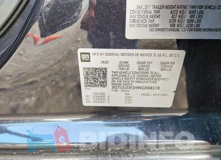 3GTUUDED9NG598178 Photo# 12