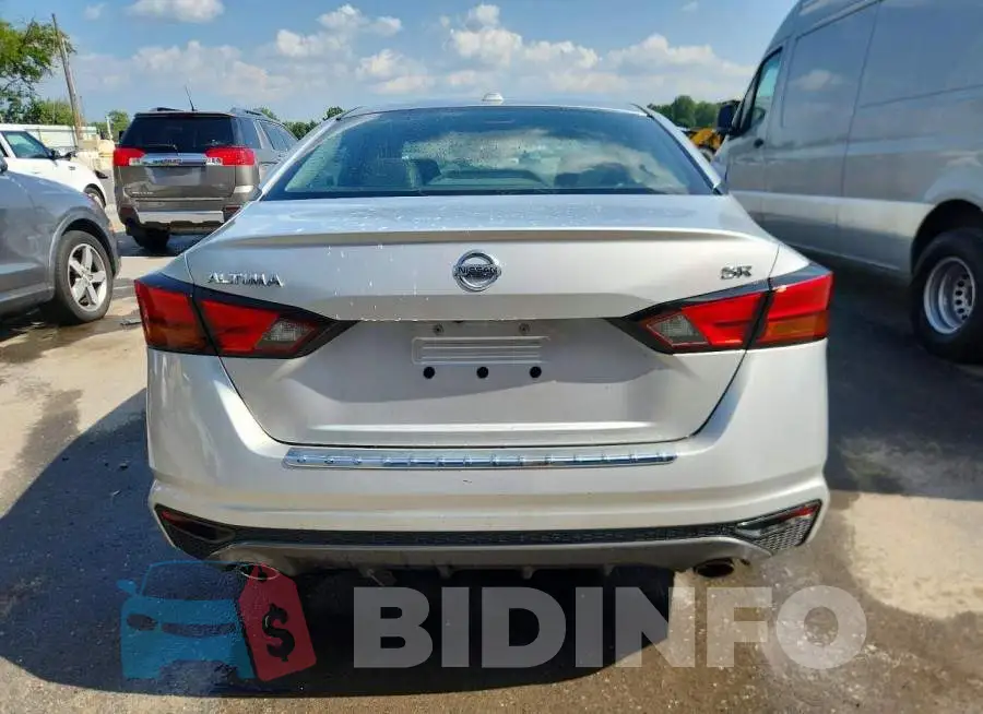 1N4BL4CV5KC245009 Photo# 6