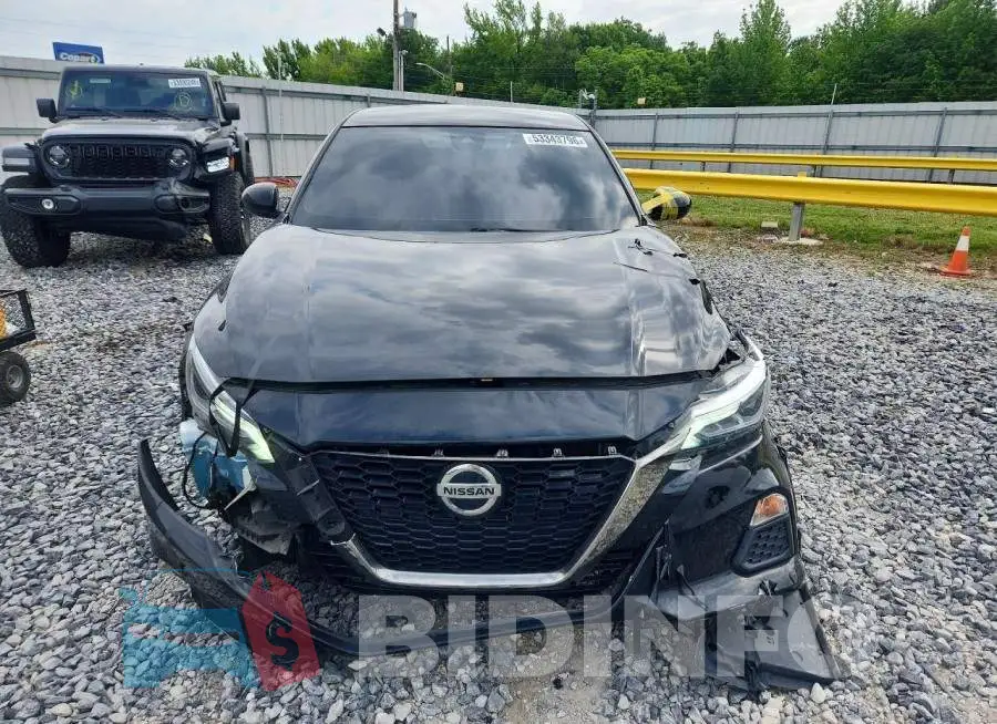 1N4BL4CV6LC267702 Photo# 5