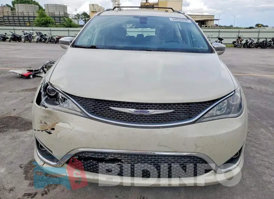 2C4RC1GG5LR127764 Photo# 5