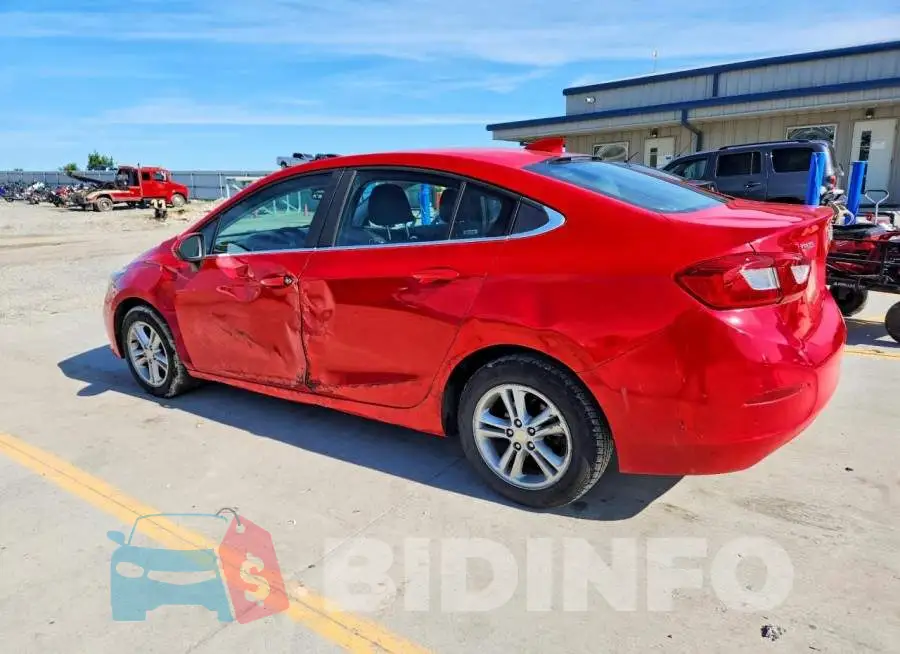 1G1BE5SMXJ7152019 Photo# 2