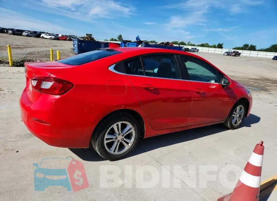 1G1BE5SMXJ7152019 Photo# 3