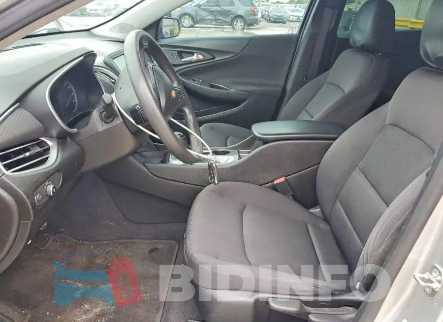 1G1ZB5ST1HF167717 Photo# 7