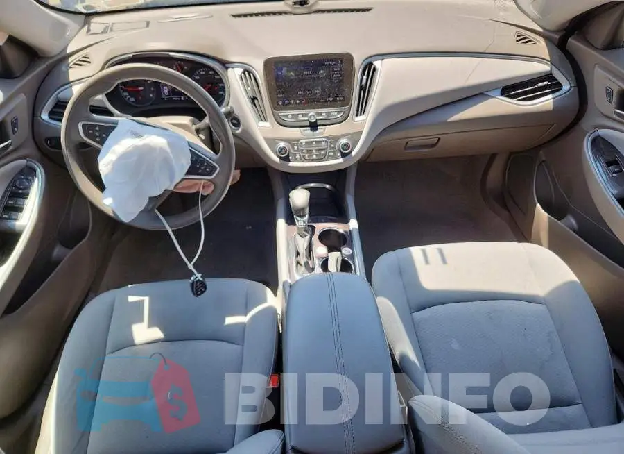 1G1ZD5ST0SF128697 Photo# 8