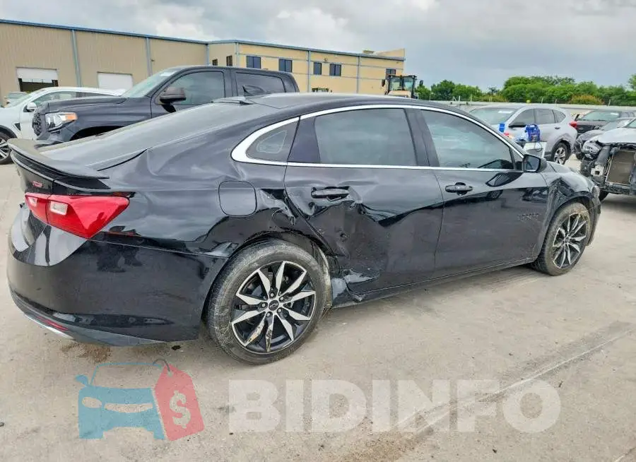 1G1ZG5ST9RF247303 Photo# 3