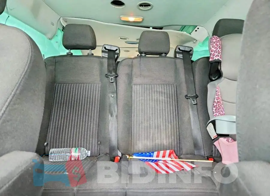 1FBZX2YM8HKA68735 Photo# 10