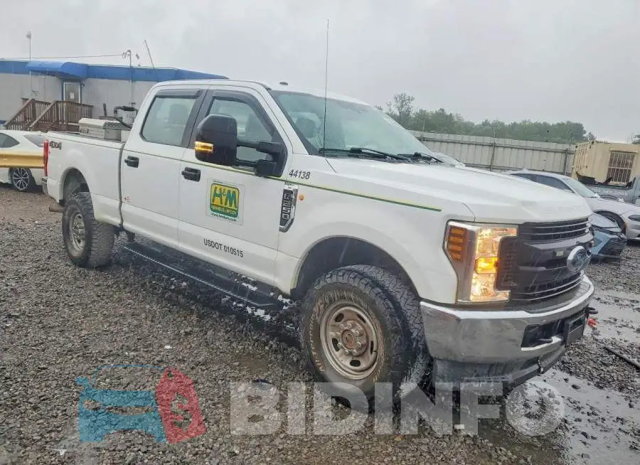 1FT7W2B60KED85270 Photo# 4