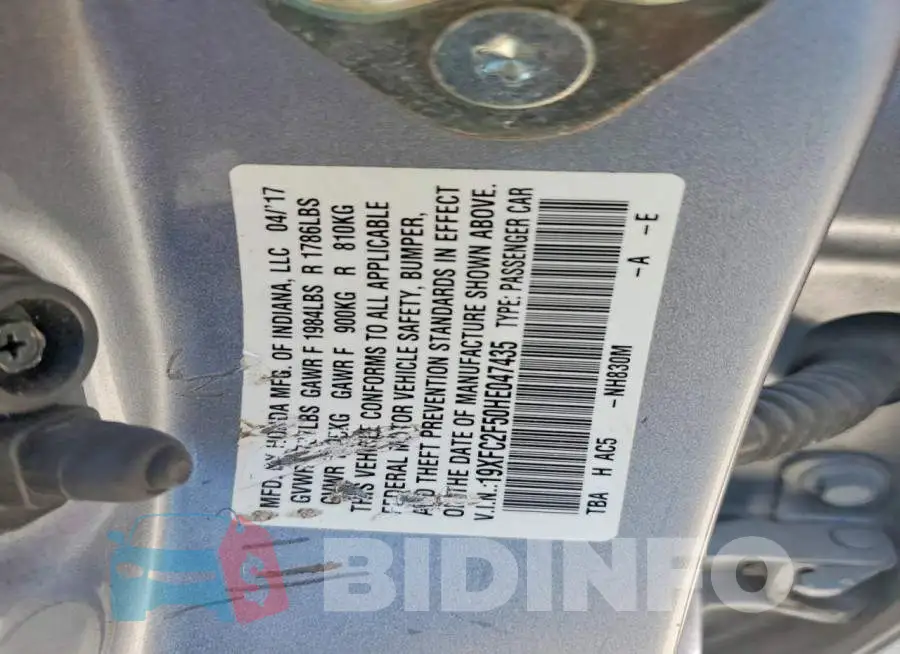 19XFC2F50HE047435 Photo# 12