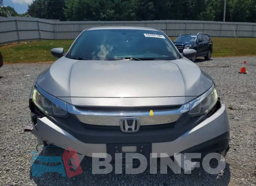 19XFC2F50HE213856 Photo# 5