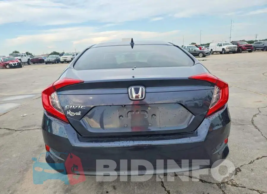 19XFC2F77HE056019 Photo# 6